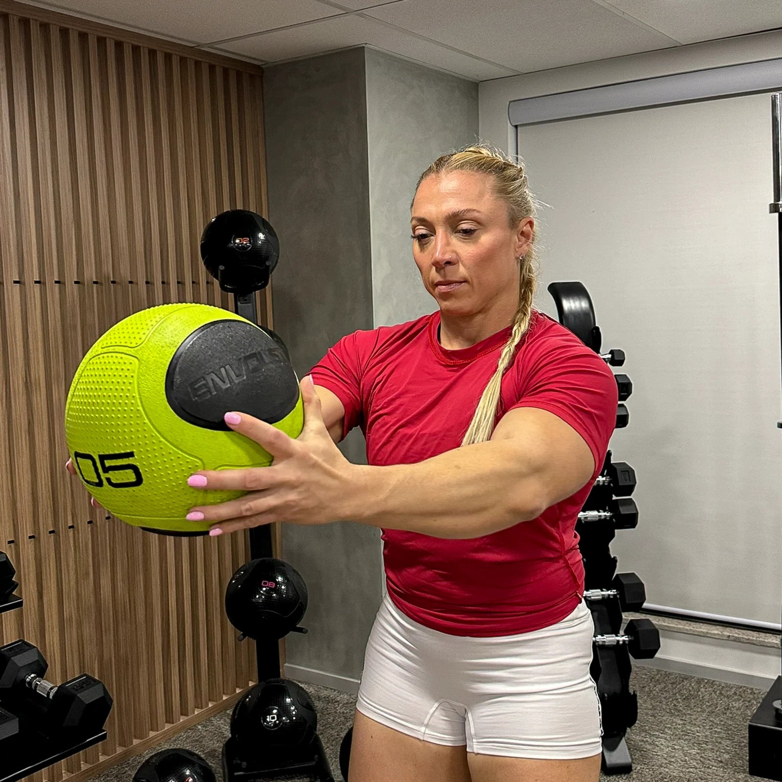 Medicine Ball 5Kg em Borracha com Quique Envolst